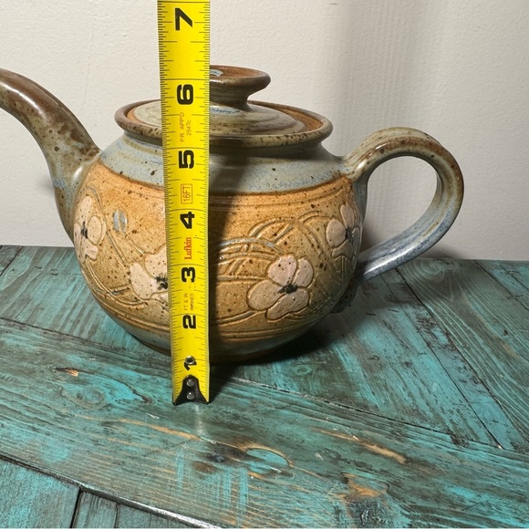 Vintage Pottery Salt Glazed Tea Pot Signed~Floral Design - Picture 13 of 16